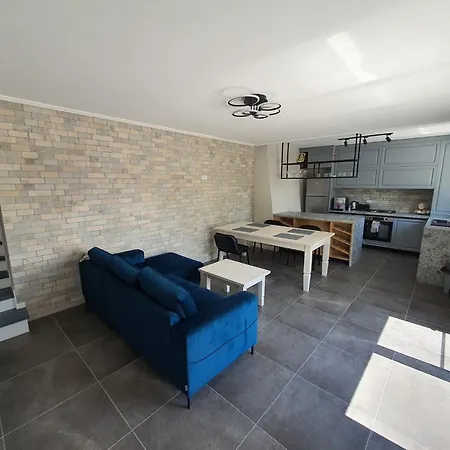 Nuuc Donath Apartment